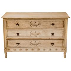 Early 19th Century Bleached Oak Chest of Drawers, France, circa 1825