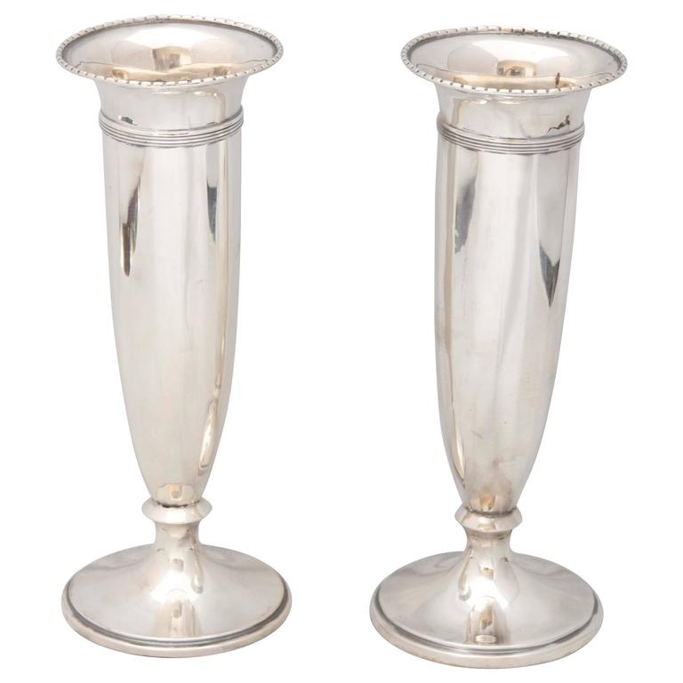 Pair of Edwardian Sterling Silver Vases For Sale at 1stdibs