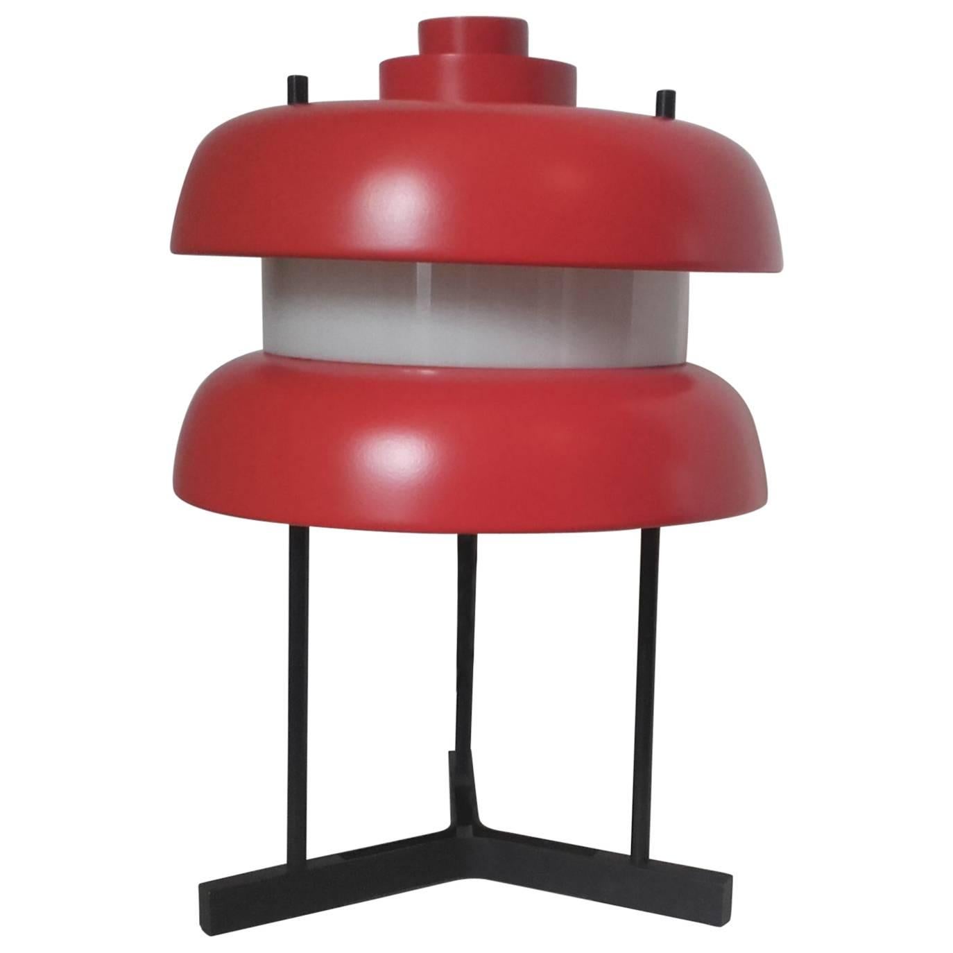 Lacquered Aluminium and Metal Table Lamp For Sale