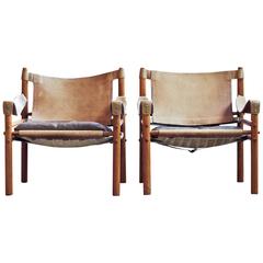 Pair of Leather Sirocco Safari Chairs by Arne Norell
