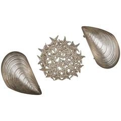 Summer Set of Bowls, Shaped Mussels and Starfish 1