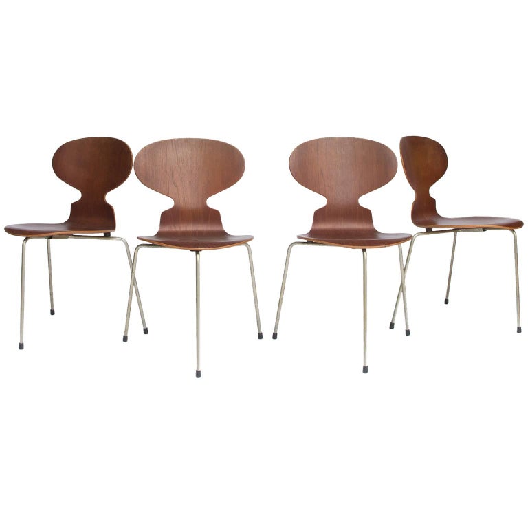 1952, Arne Jacobsen, Original early set Ant Chairs For Sale
