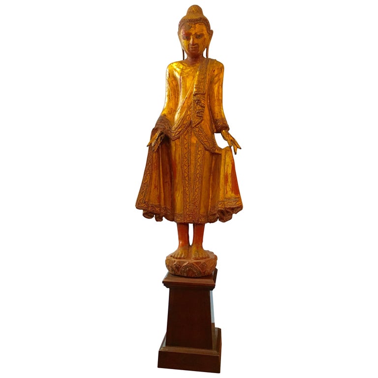 Magical 19th Century Carved Buddha Statue For Sale at 1stDibs