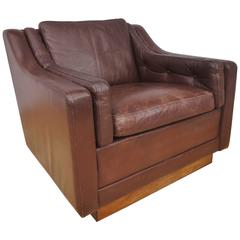 Mid-Century Retro Danish Brown Leather and Rosewood Easy Lounge Armchair 1960s
