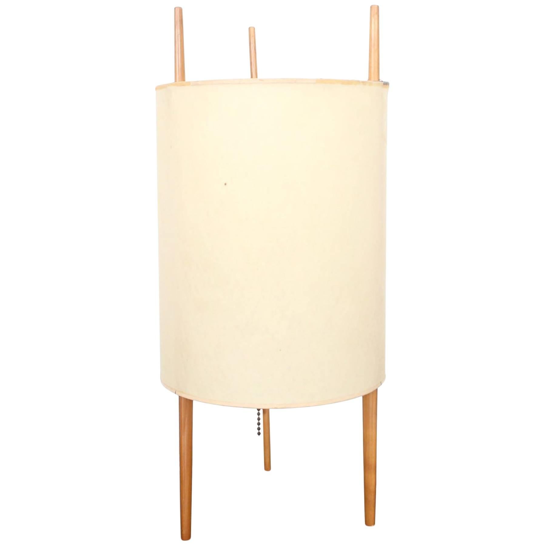 Noguchi Model 9 for Knoll, 1947 Table Lamp