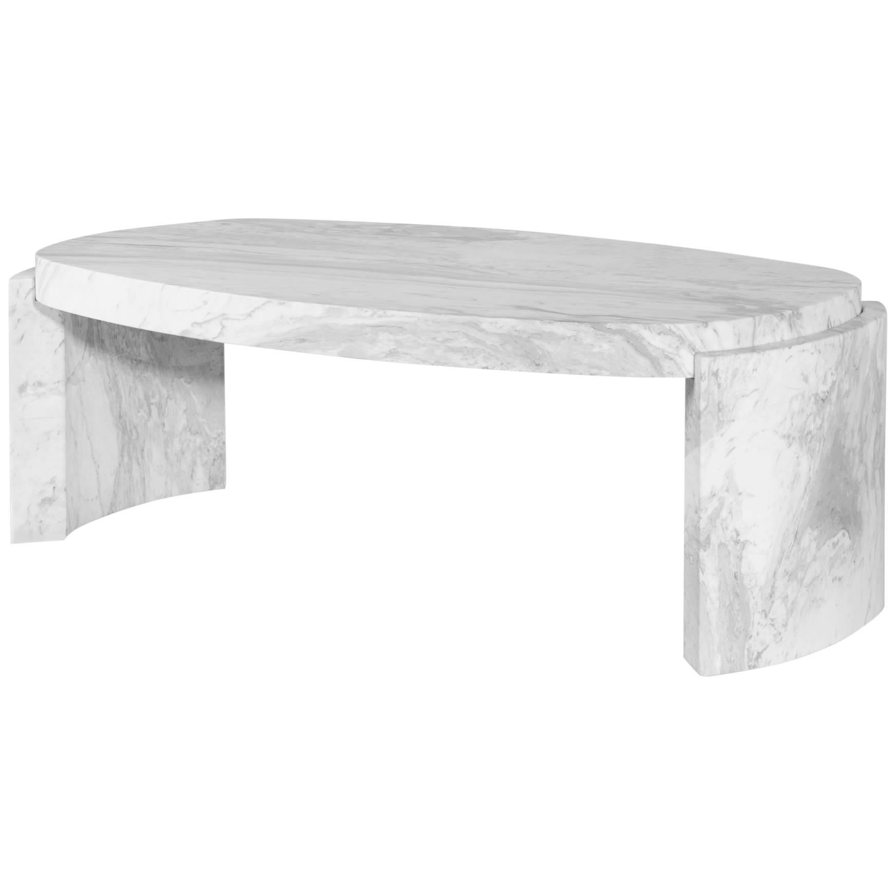 Mesa baja Anka de mármol blanco de Carrara