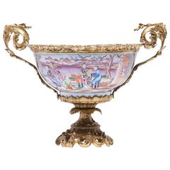 Late 19th Century Chinese Porcelain and French, Ormolu Centerpiece 7