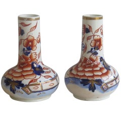 Antique Early Pair of Mason's Scent or Perfume Bottles in Fence Japan pattern, Ca 1825