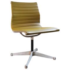 Mid-Century Vintage Herman Miller Aluminum Group Side Chair, Charles Eames
