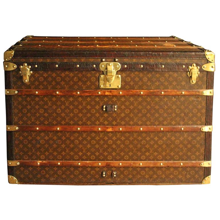 1920s Extra Large Louis Vuitton Steamer Trunk,Malle Louis Vuitton For Sale at 1stdibs