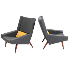 Rare Pair of Illum Wikkelsø Lounge Chairs 10