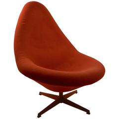 Retro Upholstered Swivel Lounge Chair