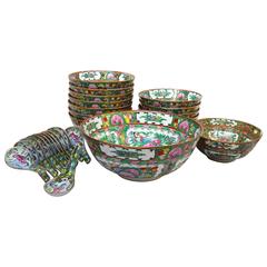 25-Piece Set of Chinese Porcelain Rose Medallion Bowls and Spoons