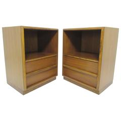 Pair of Nightstands by T.H. Robsjohn-Gibbings for Widdicomb, circa 1950s 8