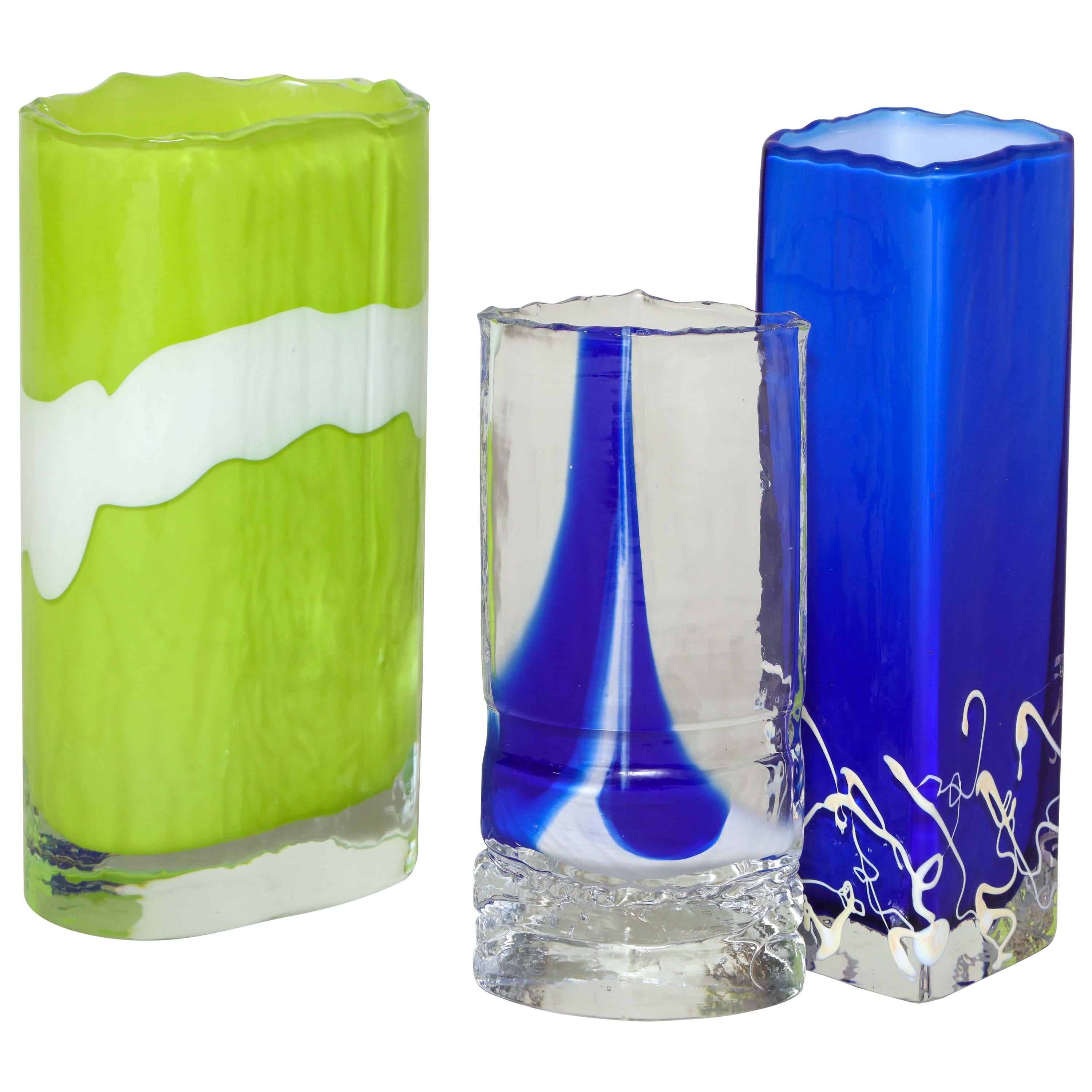 Collection de vases sculpturaux en verre aux couleurs vives