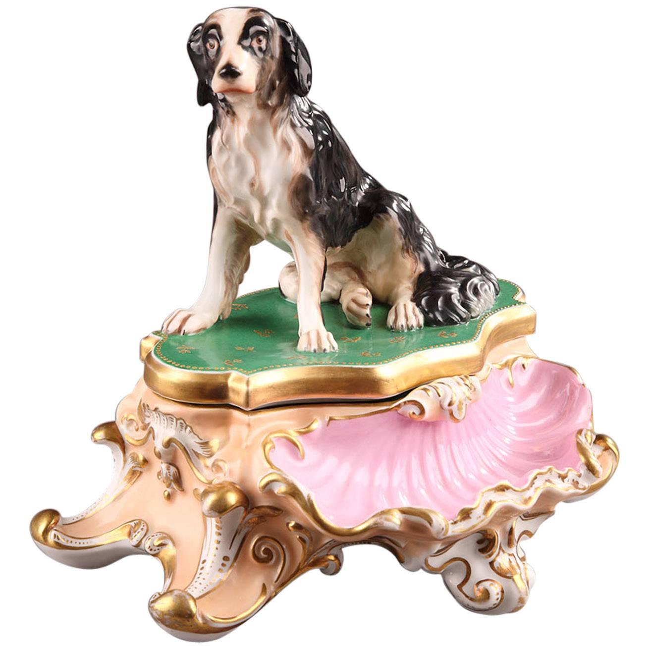 Paris Porcelain Inkstand Decorated with Sitting Dog