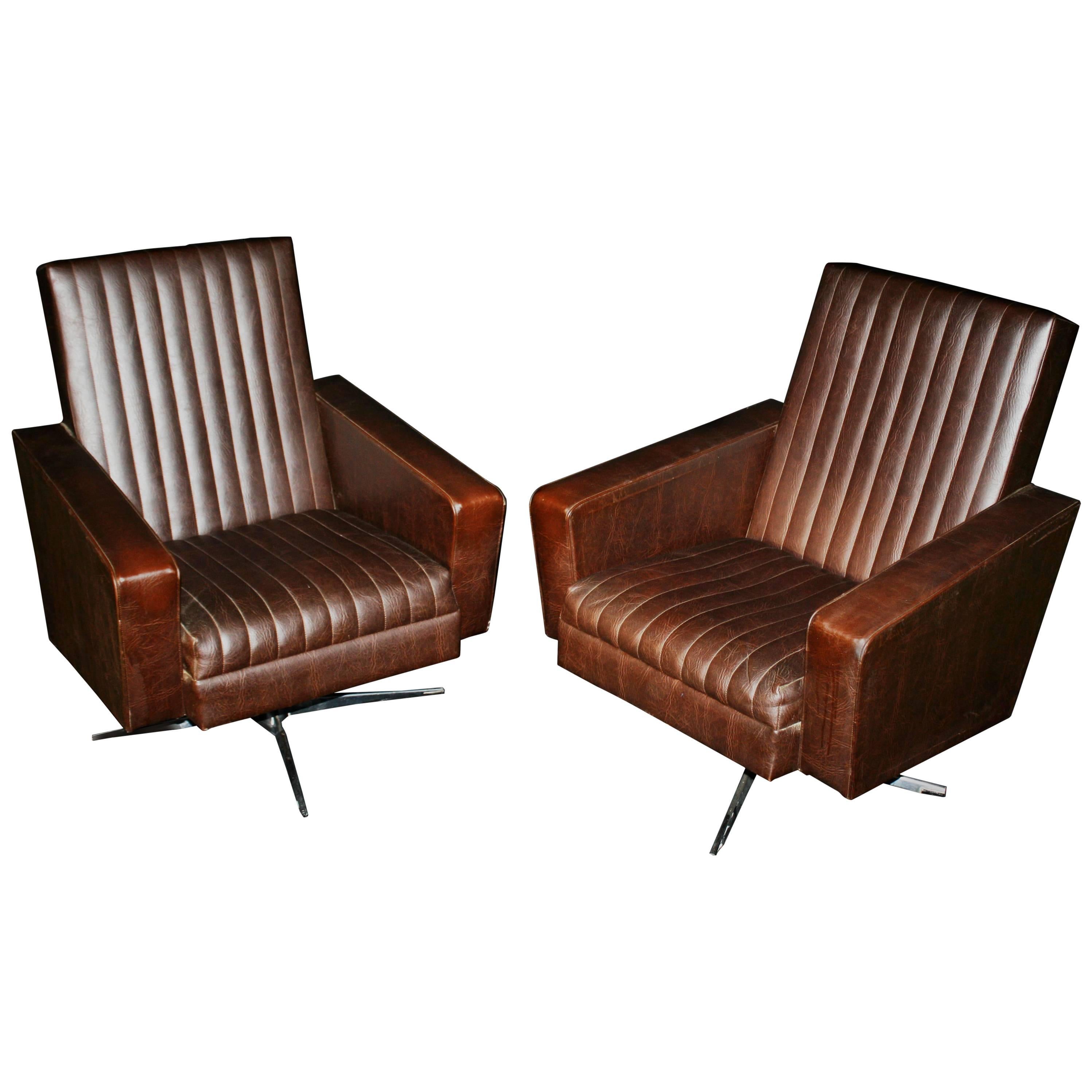 20th Century Pair of Goldsiegel Swivel Lounge Chairs