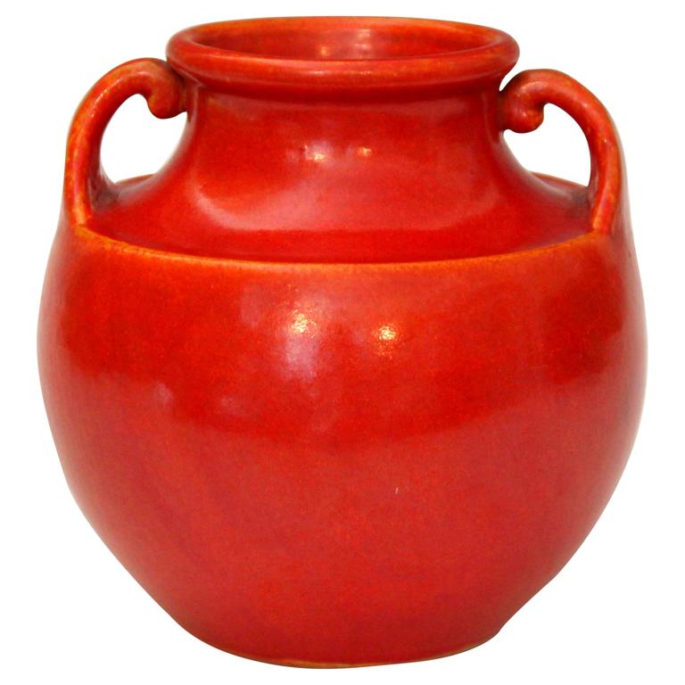 Awaji Pottery Art Deco Vase in Crystalline Chrome Red Glaze For Sale at