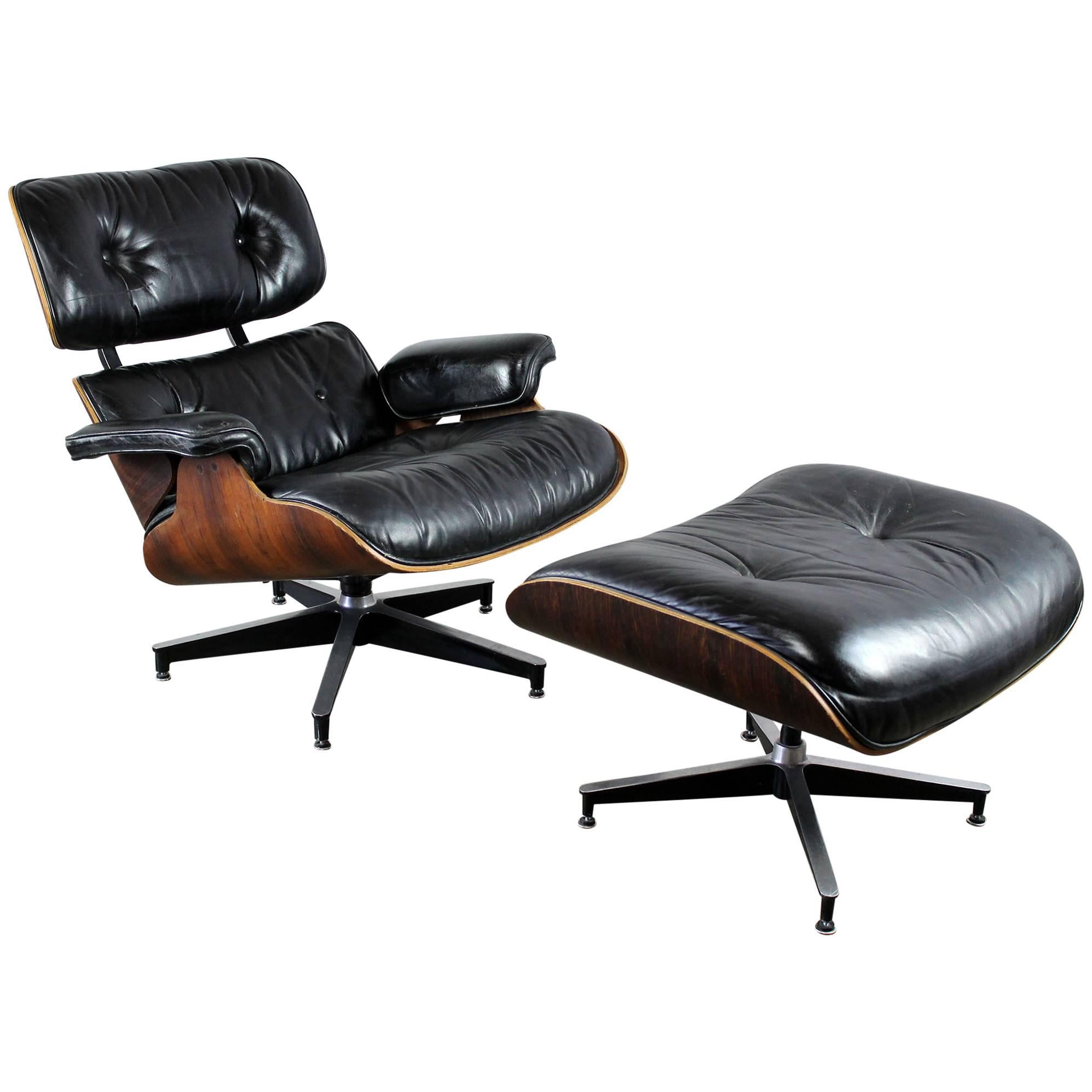 Vintage Herman Miller Eames Lounge Chair & Ottoman in Black Leather & Rosewood
