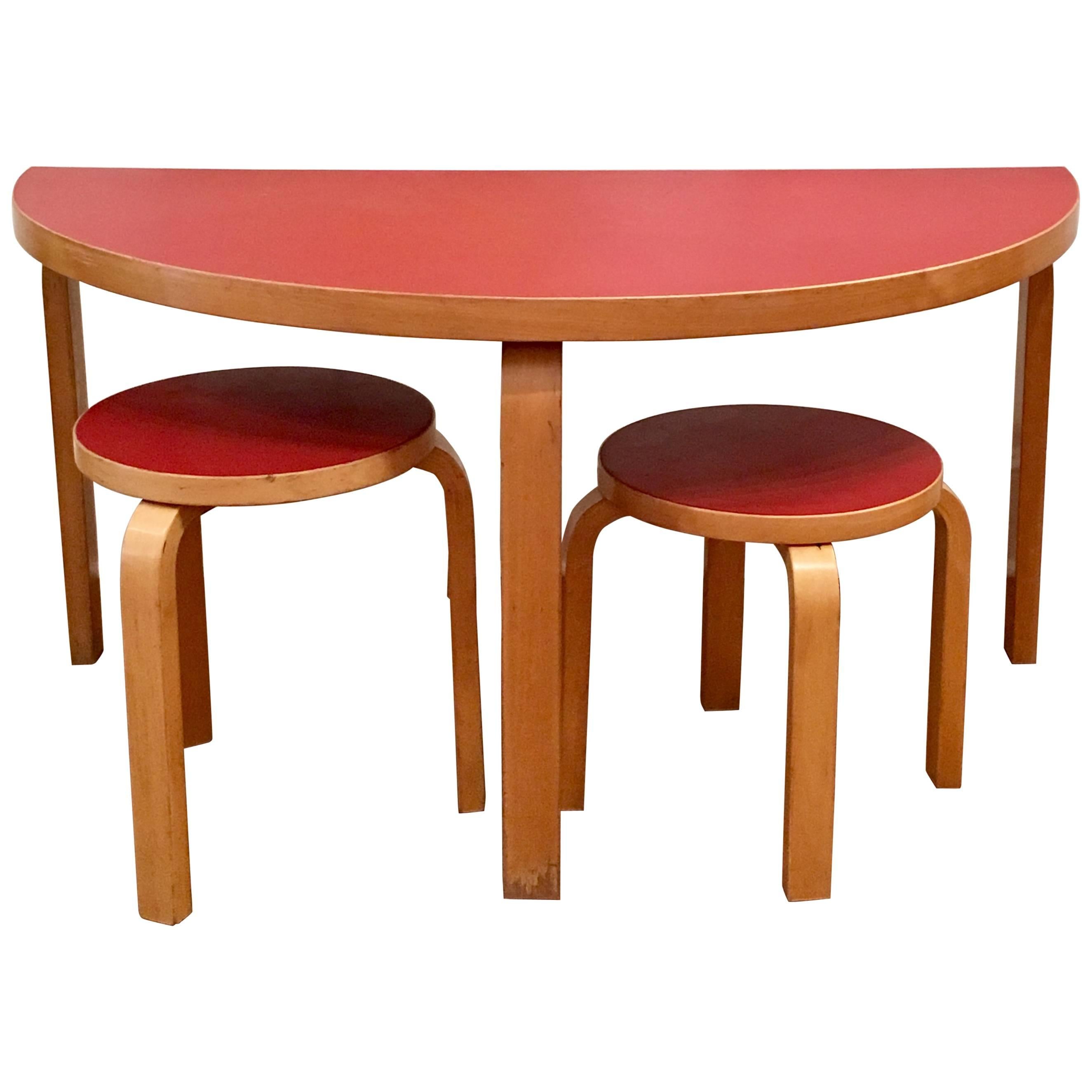 Alvar Aalto for Artek Semicircular Table and Two Stools