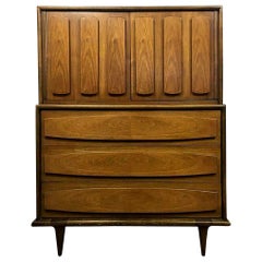 American of Martinsville Mid-Century Modern Dresser or Bureau