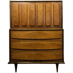 Vintage American of Martinsville Mid-Century Modern Dresser or Bureau