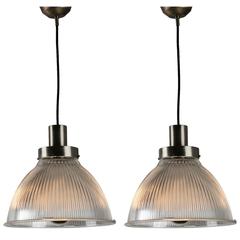 Pair of Italian 1950s Pendant Lamps 9