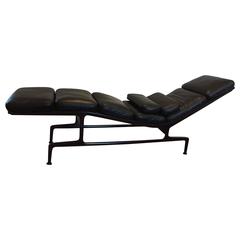 Vintage Eames for Herman Miller Billy Wilder Chaise Longue