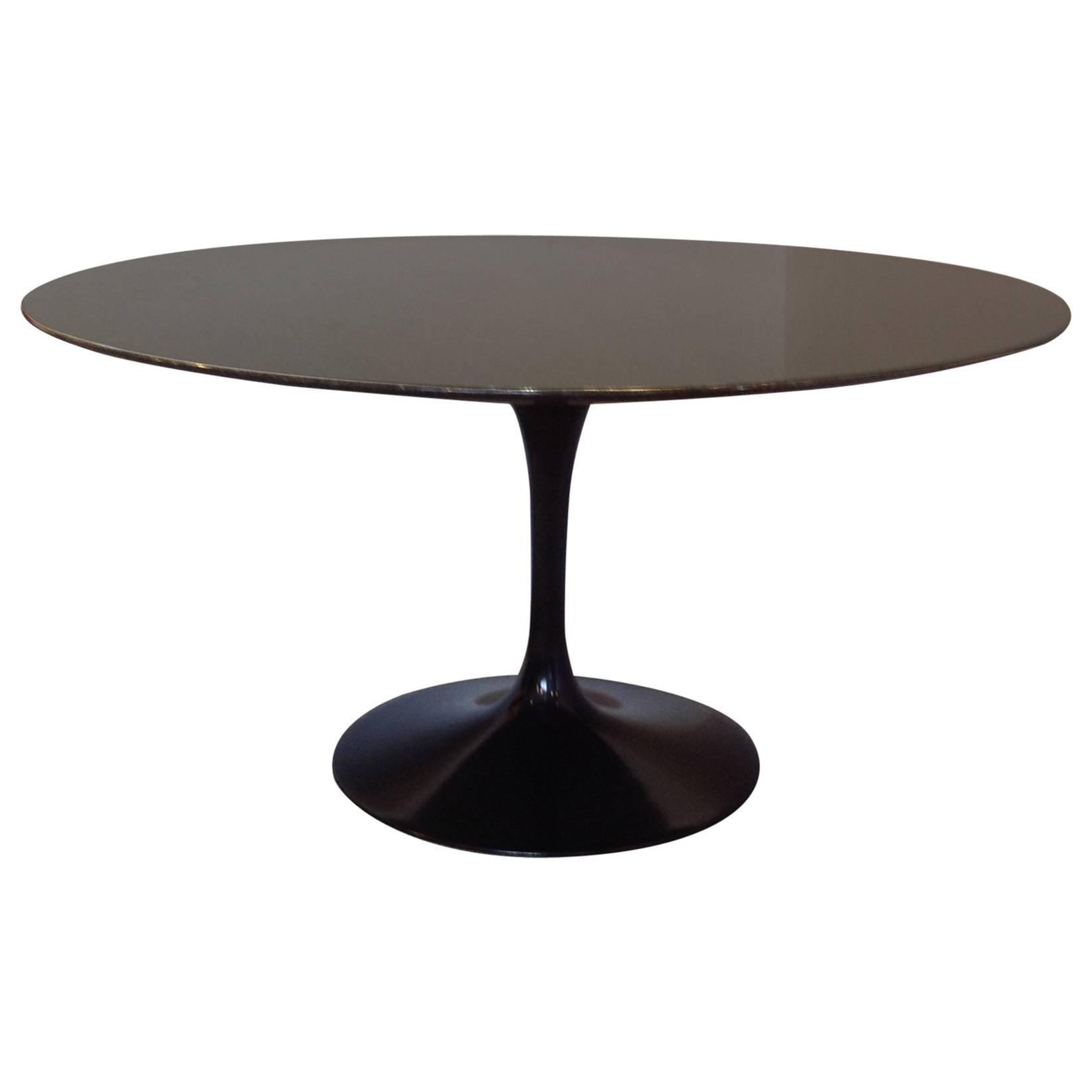 Saarinen Pedestal Granite Top Dining Table 54" Round For Sale