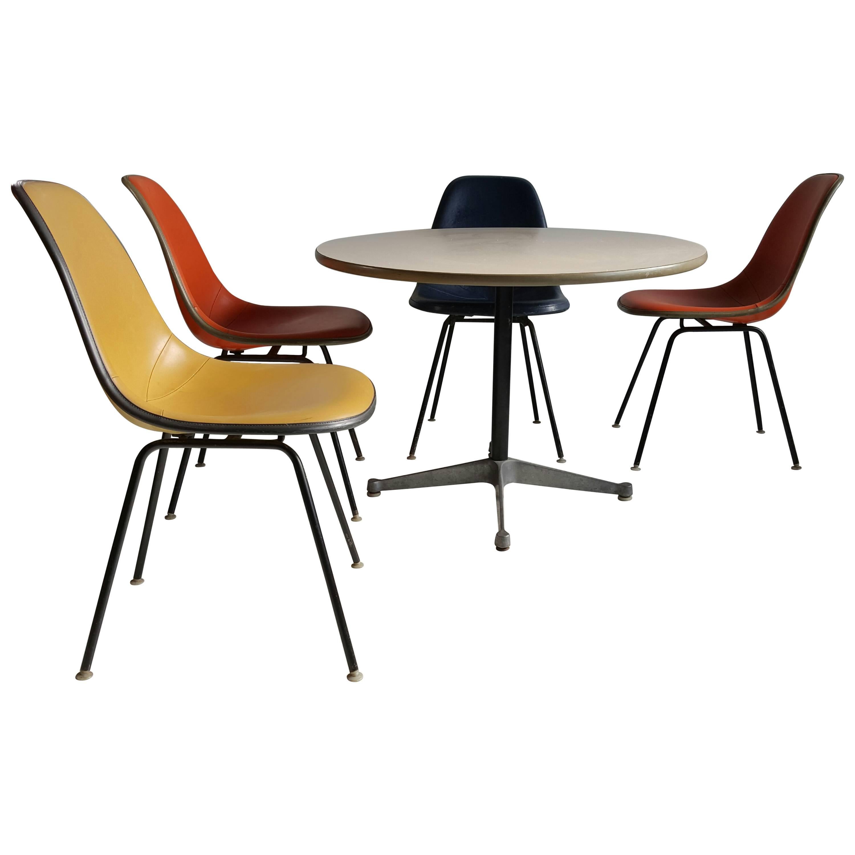 Classic Modern Dinette/Breakfast Set by Charles and Ray Eames, Herman Miller