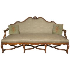 Important Walnut Sofa from the 19th Century in the Style of Louis XV