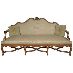 Important Walnut Sofa from the 19th Century in the Style of Louis XV 9