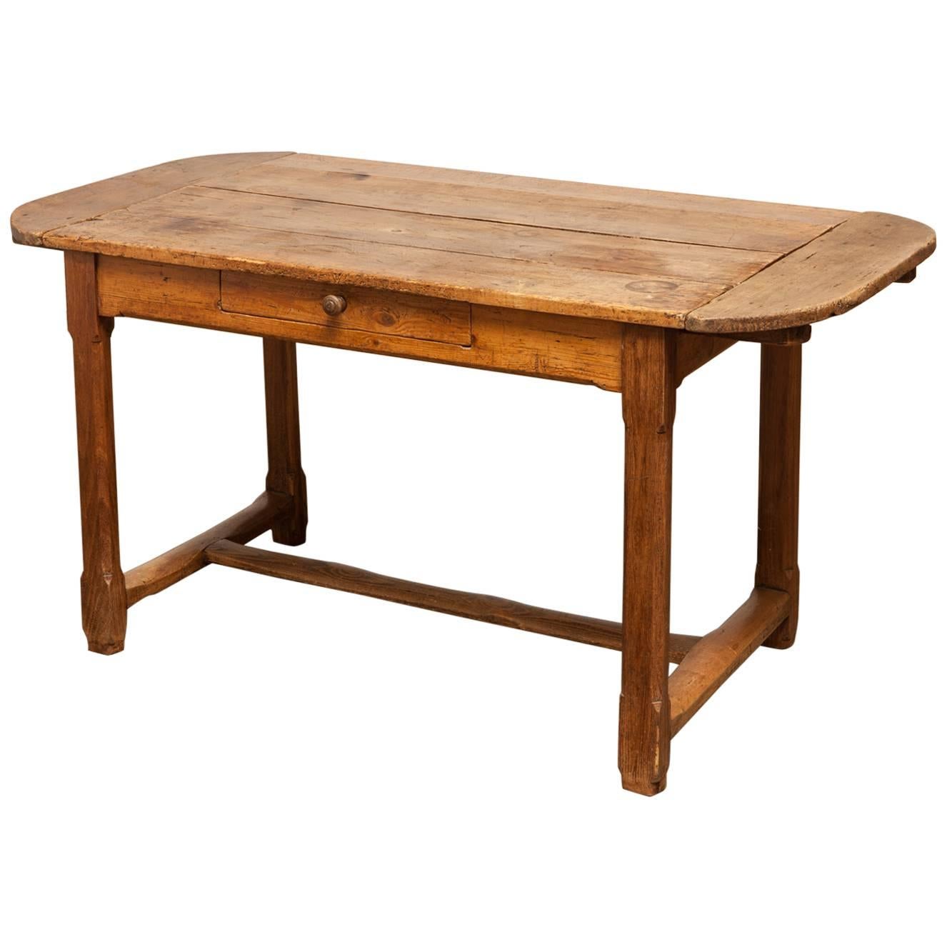 19th Century French Farmhouse Kitchen Table with Leaves