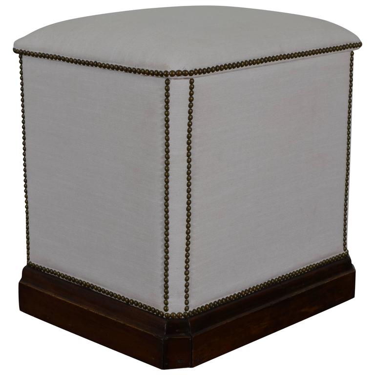 French Upholstered and Walnut Laundry Hamper, 19th Century For Sale at