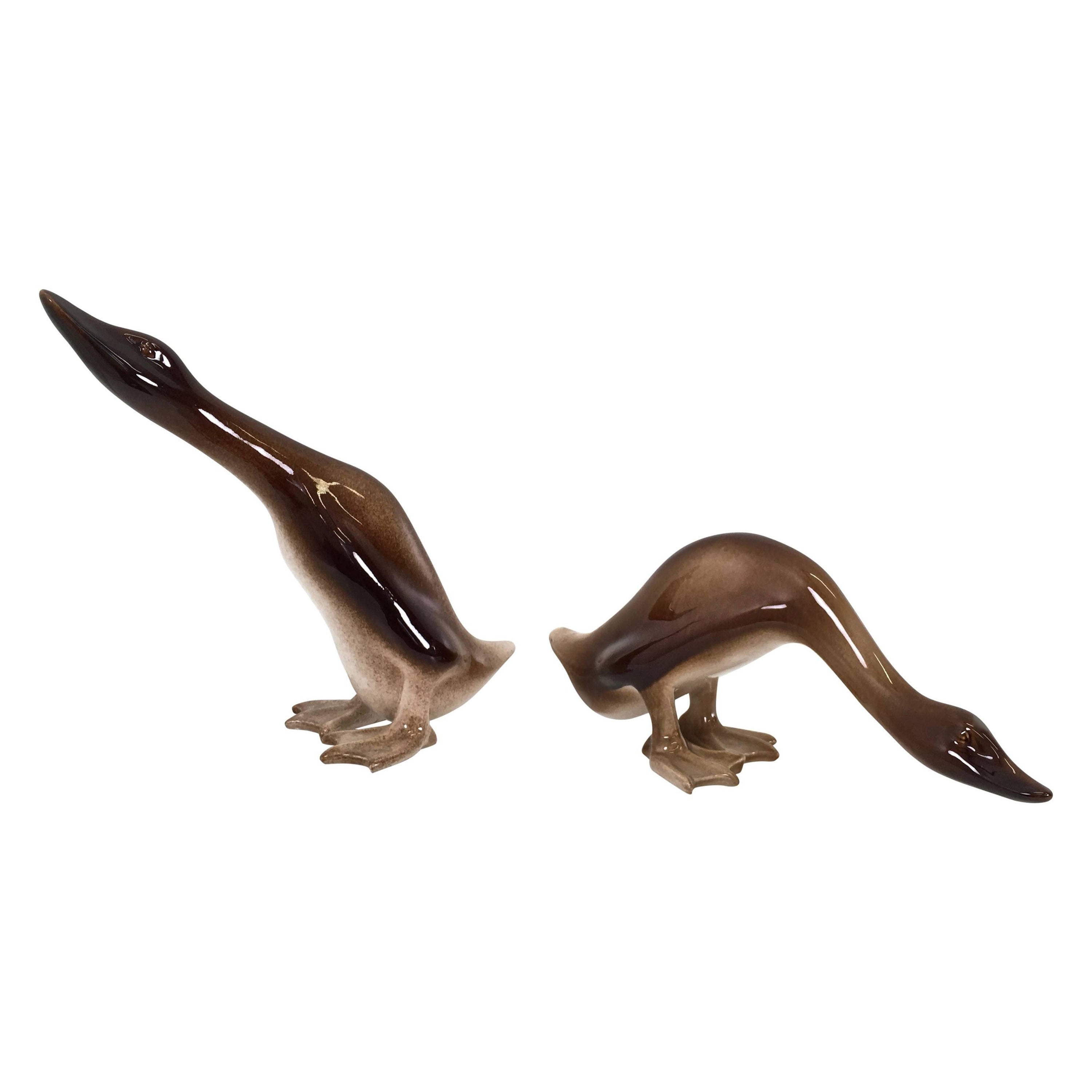 Pair of Airbrushed Ceramic Ducks Decorative Objects by Ugo Zaccagnini, Italy For Sale