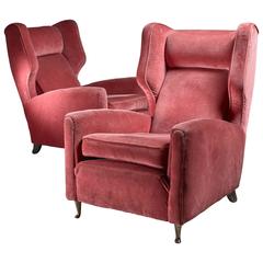 Paolo Buffa Coppia di sedie da salotto Wingback rosso corallo, Italia, anni 
40