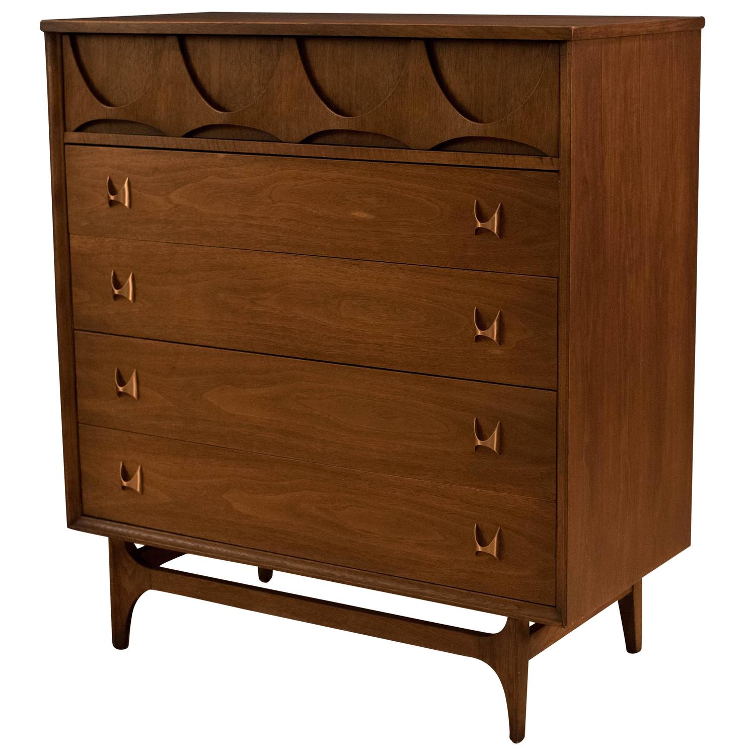 MidCentury Broyhill Brasilia Tall Dresser For Sale at 1stdibs