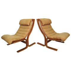 Pair of Mid-Century Modern Bentwood Chairs 1