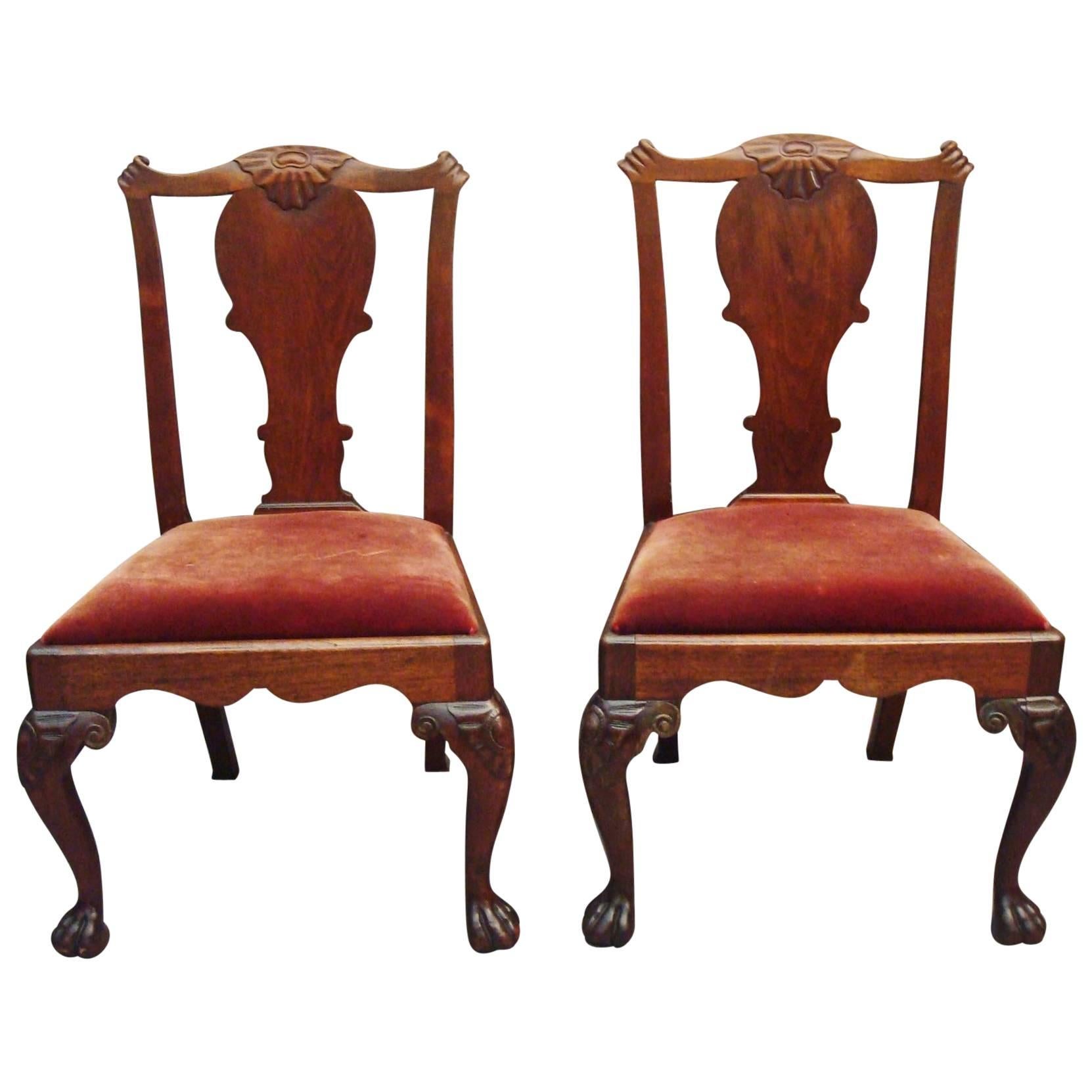 George II Pair of Irish Walnut Side Chairs For Sale