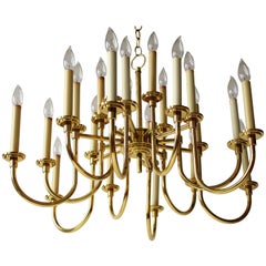 12 Arms 24 Lights Brass Chandelier in the Style of Tommi Parzinger, 1970s, USA