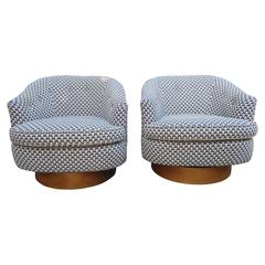 Gorgeous Pair of Milo Baughman Style Swivel Barrel Back Lounge Chairs Modern