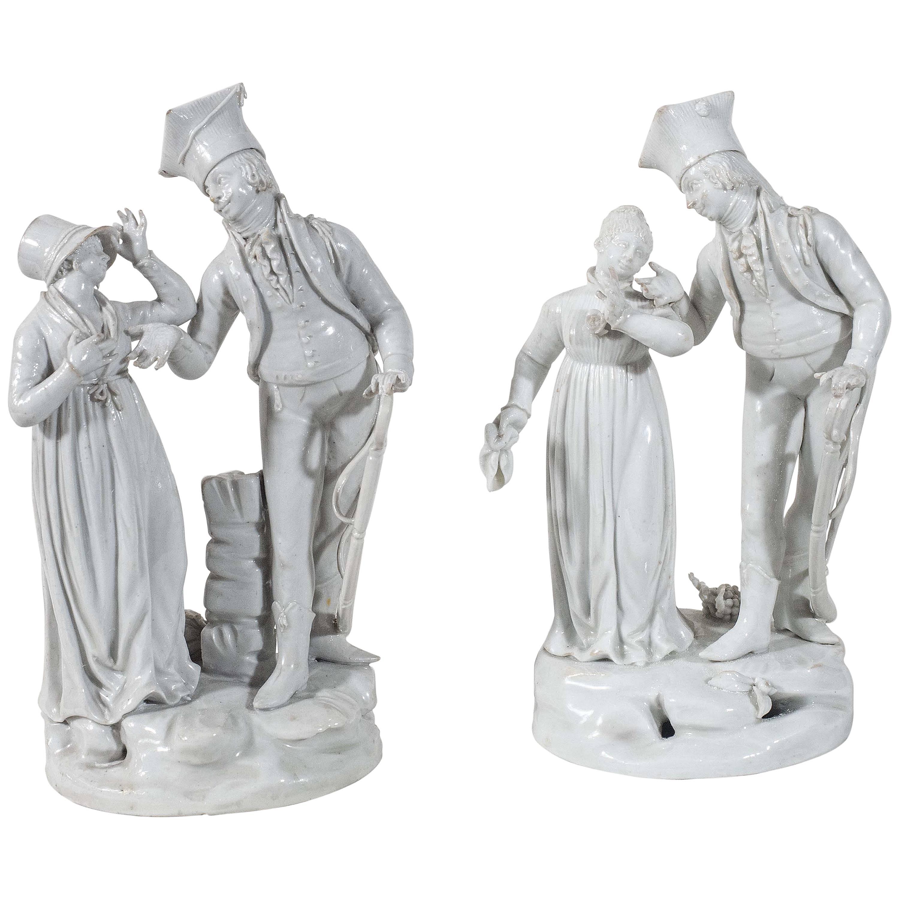 Coppia di antiche figure in porcellana italiana di Le Nove Fine XVIII secolo