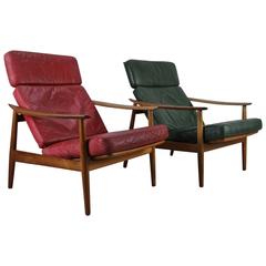 Matching Pair of Lounge Easy Chair by Arne Vodder 4