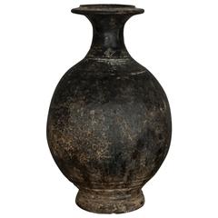 Vietnamese Vase from the 18th Century 10
