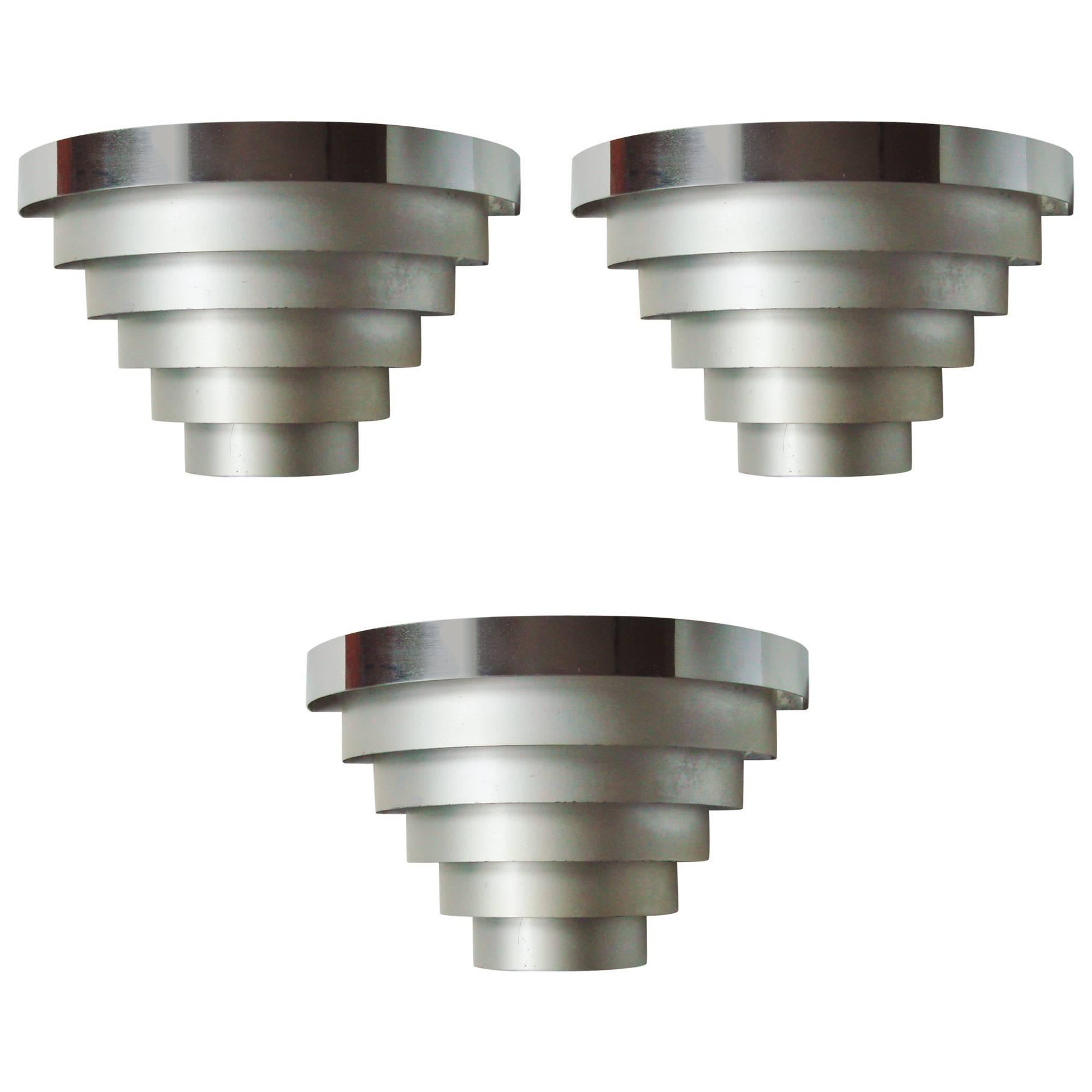 Set of Three American Art Deco Polished & Anodized Aluminium Louvered Sconces For Sale