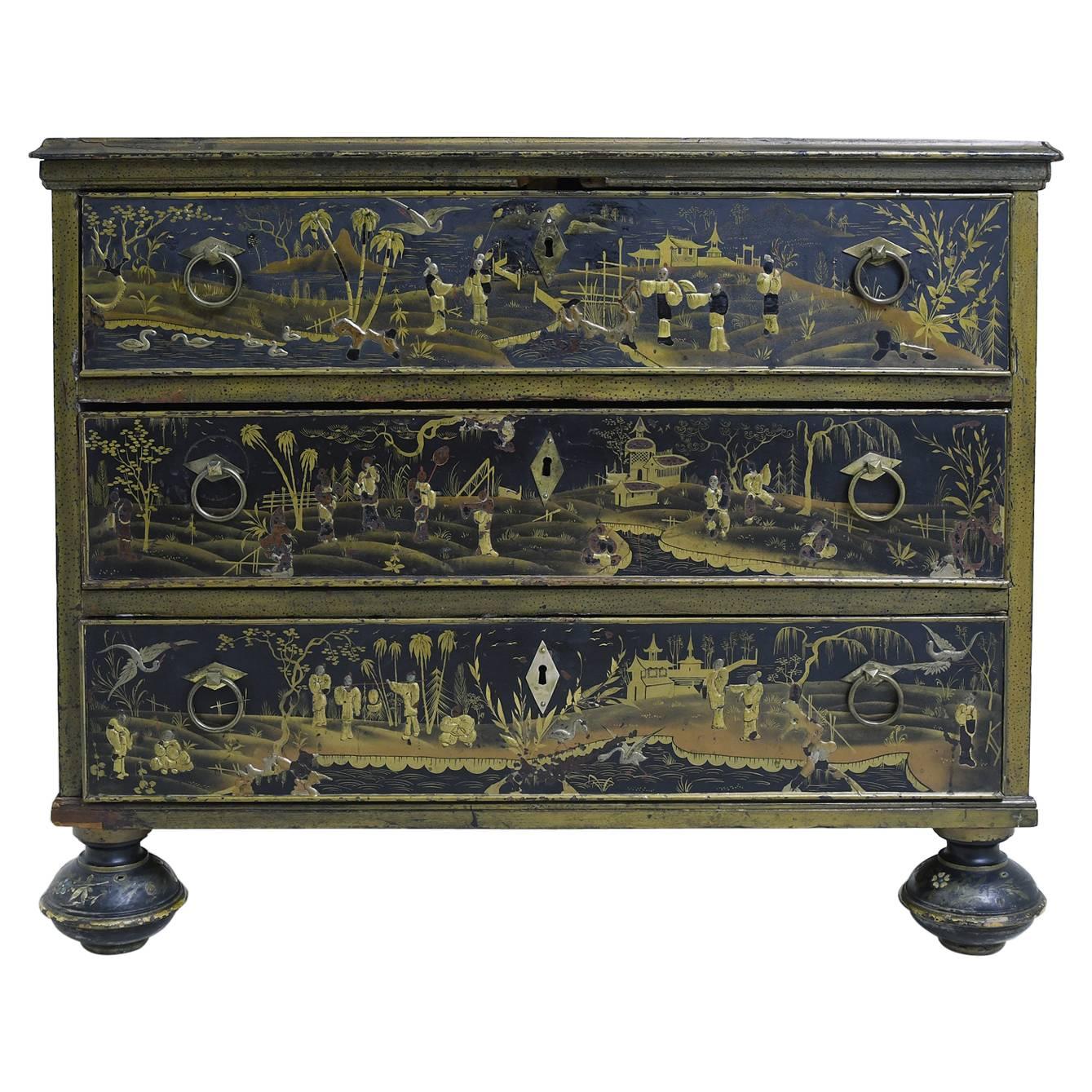18th Century British Colonial Chinoiserie Chest of Drawers