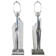 Pair of Lucite Mid-Century Modern Lamps 11
