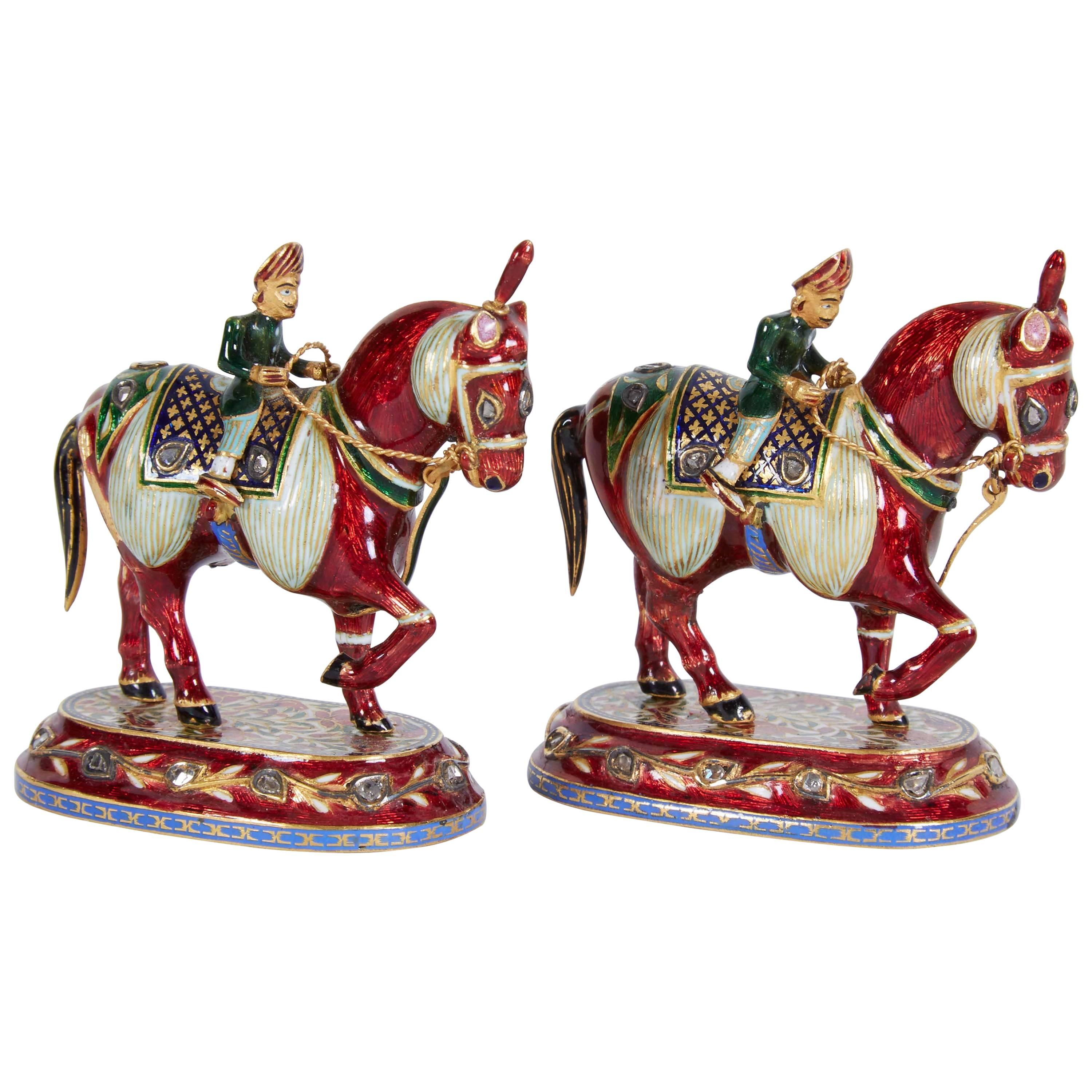 Pair of Jaipur Indian 22-Karat Gold Enamel & Diamonds Horse-Riders Chess Figures