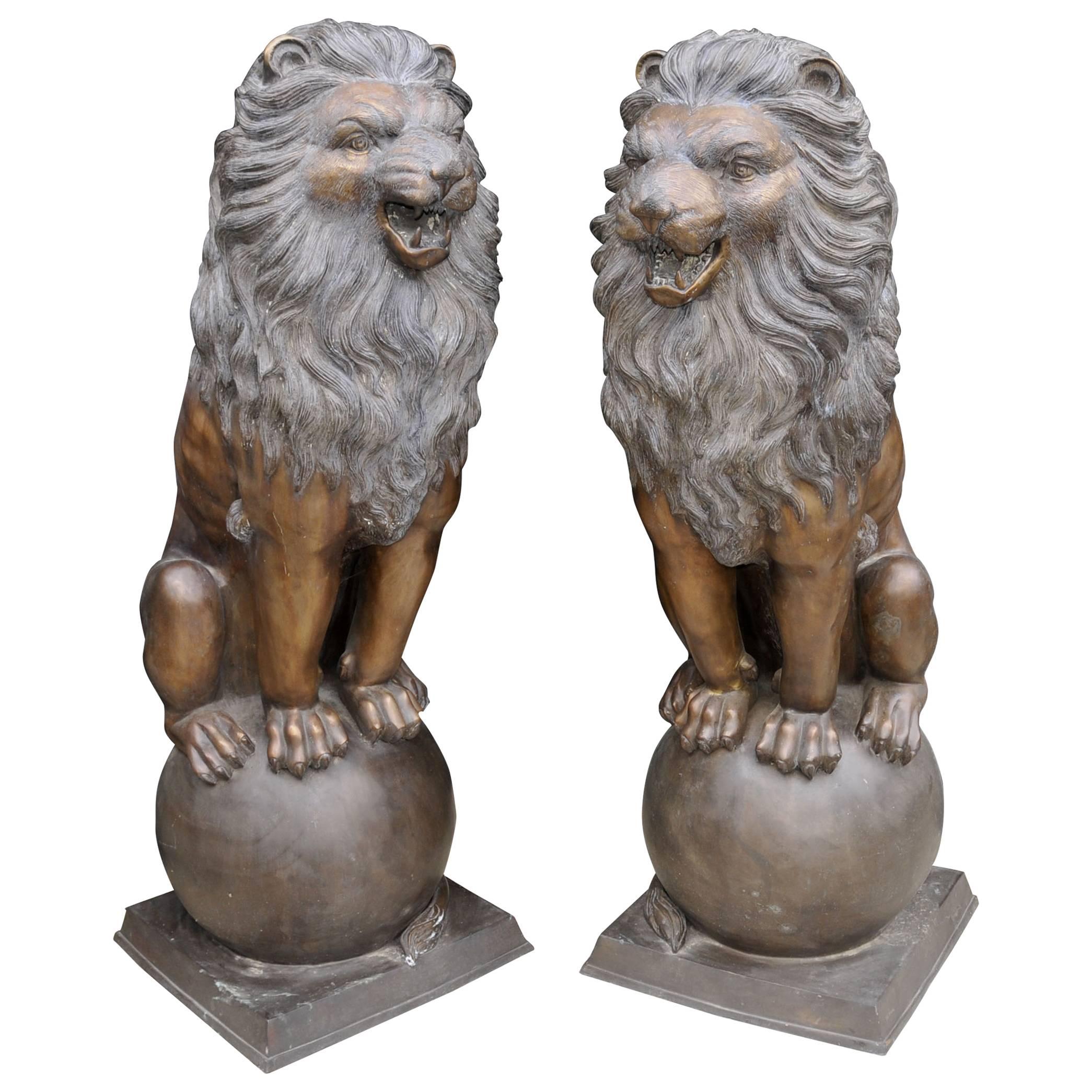 Pair of  XL Bronze Lion Gatekeeper Statues Lions on Ball Medici For Sale