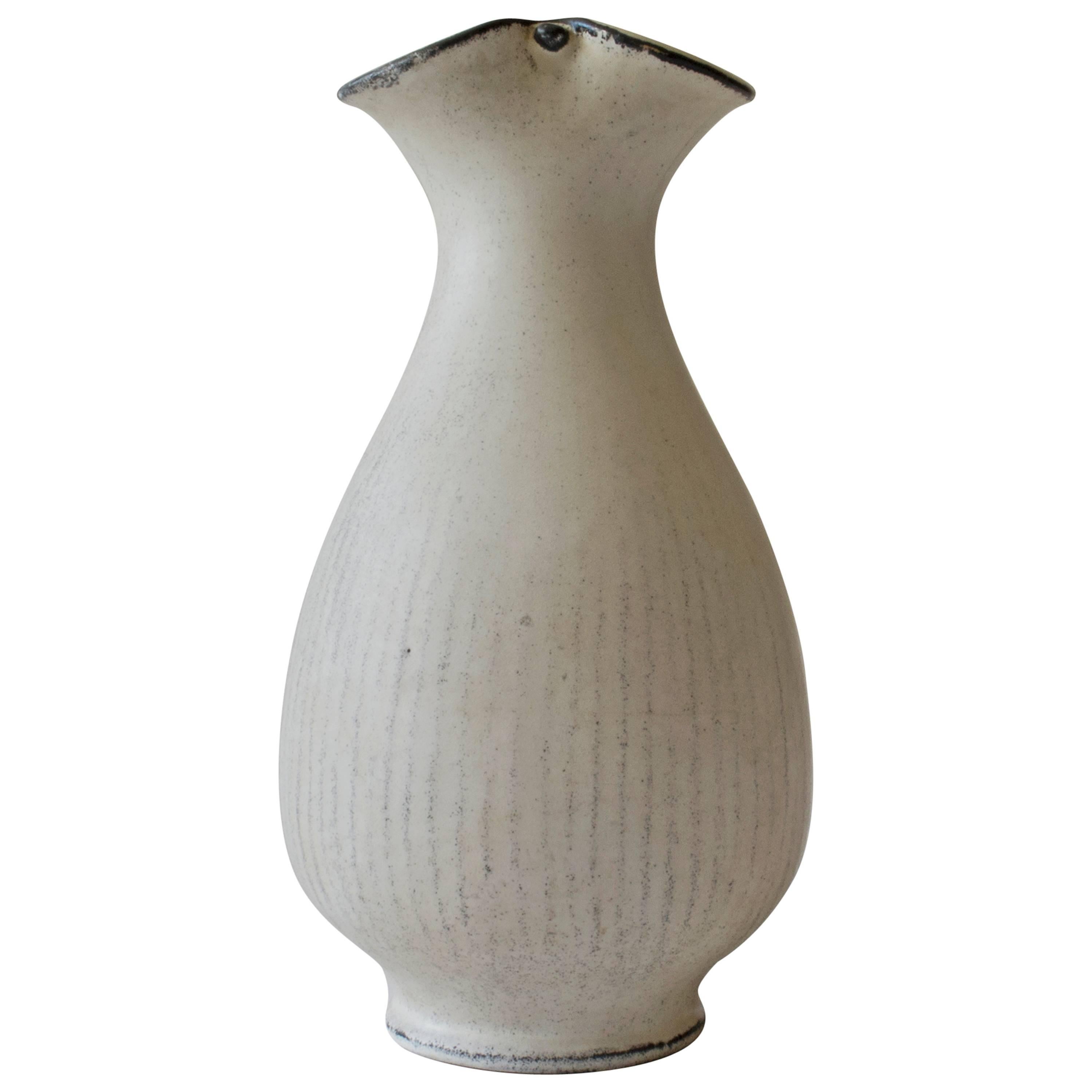 Svend Hammershøi for Kähler, Rare Three-Lobed Black & White Glazed Ceramic Vase